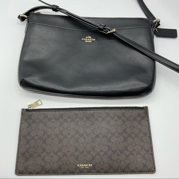 Coach Handbags - Coach Crossbody Purse